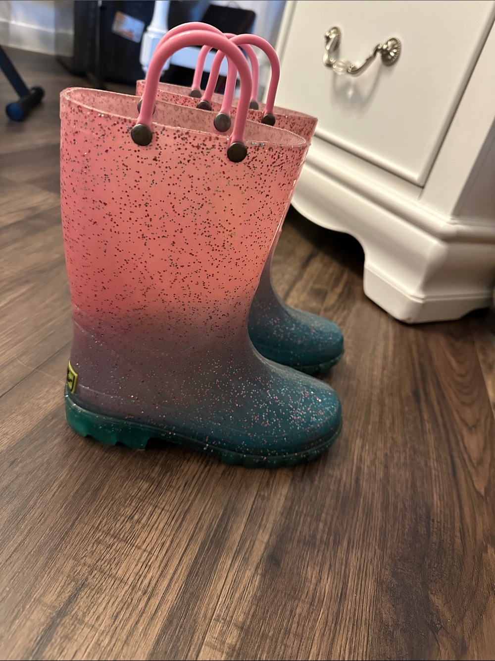 Western Chief Pink to Teal Ombre Glitter Kids Rain Boots